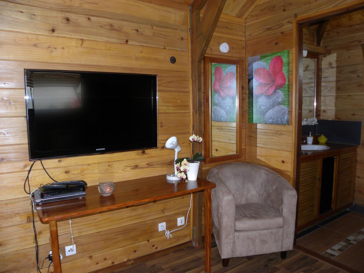 Le Chalet - Destination St-Leu Saint-Leu Exteriör bild